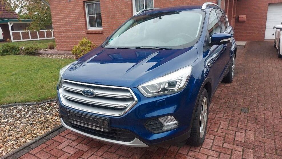 Ford Kuga 99.985 km 7.999 € Loxstedt-Nesse 27612