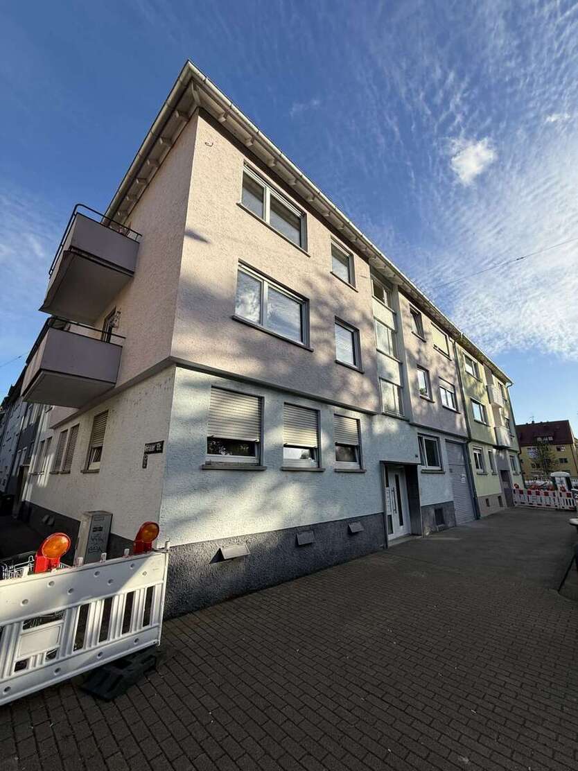 Wohnung zum Kaufen in Stuttgart 375.000 € 95 m² 5 zimmer