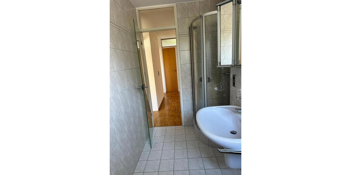 Etagenwohnung Villingen-Schwenningen Schwenningen - 4.5 Zimmer, 103 m&sup2;, 250.000&euro; | Angebot:26384547
