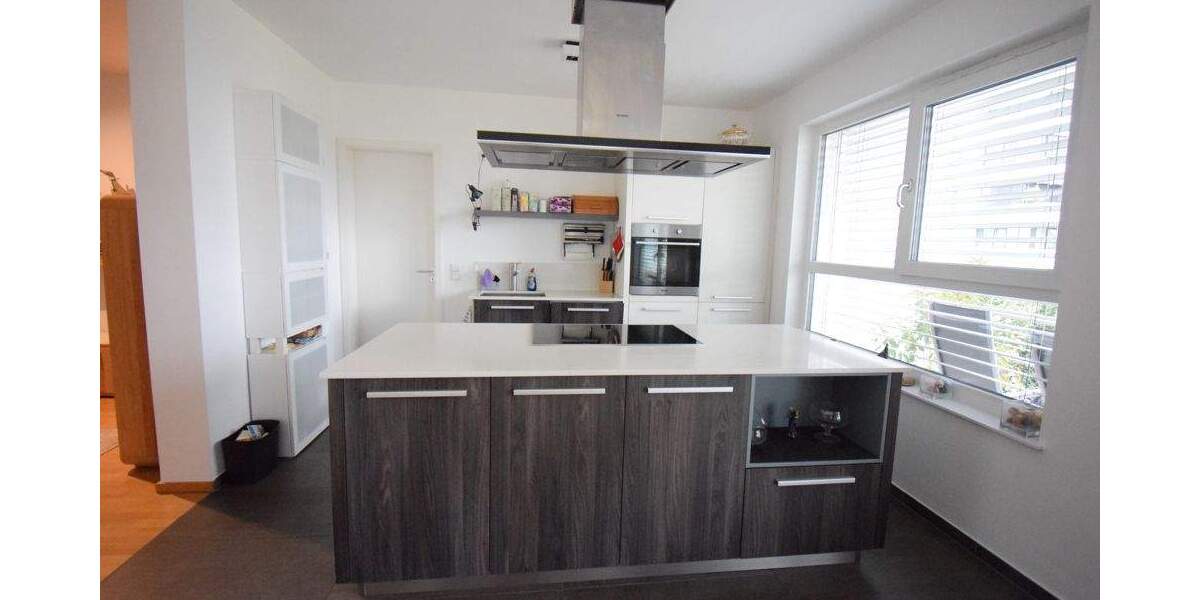 Etagenwohnung Ludwigshafen Süd - 4 Zimmer, 181 m&sup2;, 2.557&euro; | Angebot:25771765