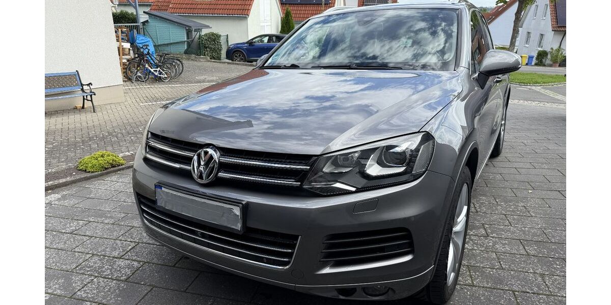 VW Touareg 271.495 km 12.500 &euro; Würzburg 97084