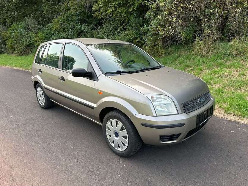 Ford Fusion 277.000 km 1.790 € Wittlich 54516