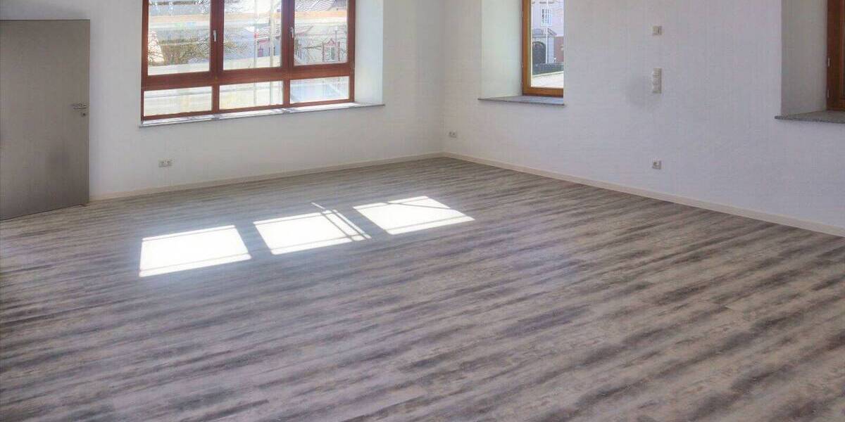 Etagenwohnung Schönberg - 3 Zimmer, 122 m&sup2;, 285.000&euro; | Angebot:25735938
