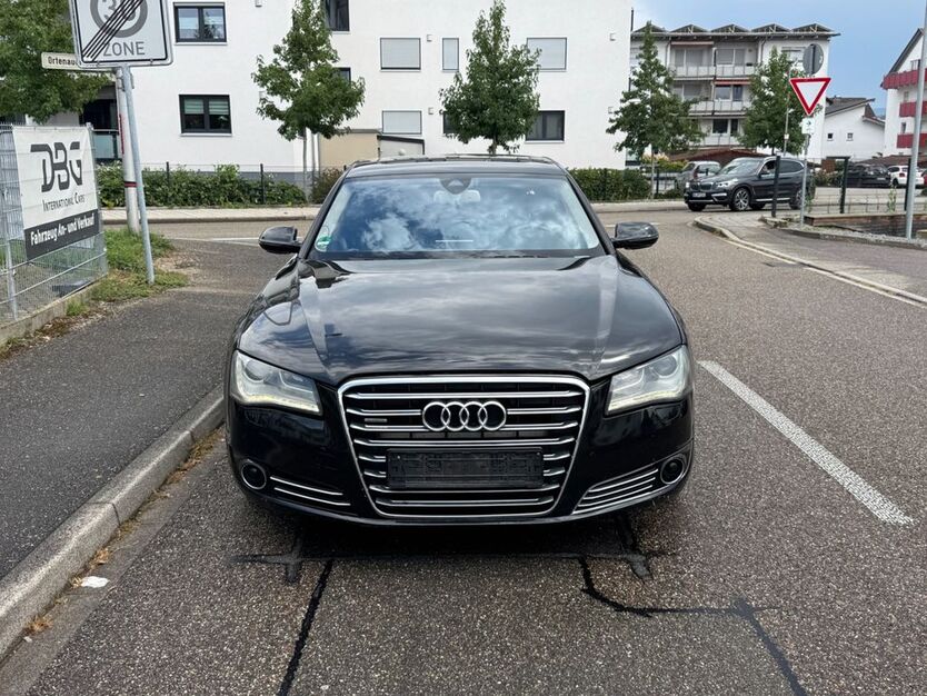 Audi A8 301.000 km 11.990 € Appenweier 77767