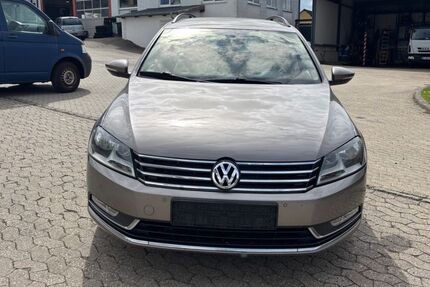 VW Passat Variant 254.535 km 4.300 &euro; Müllenbach 53520