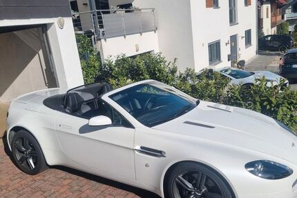 Aston Martin V8 Vantage 37.764 km 64.900 &euro; Üchtelhausen 97532