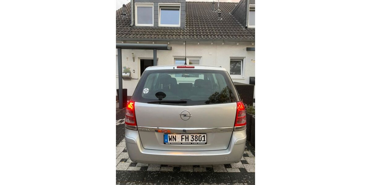 Opel Zafira 260.010 km 1.700 &euro; Köln 50767