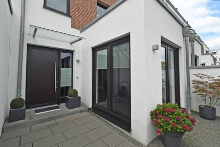 Simply Perfect :) Exklusiv ausgestattetes Townhouse mit Garten & Carport in Kettwig 7 zimmer