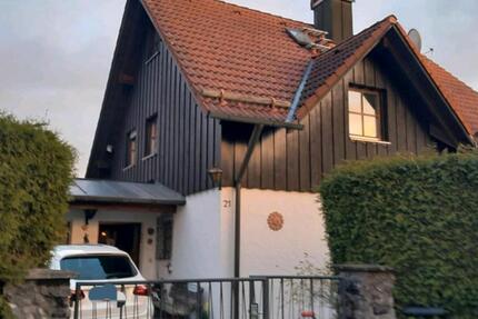 Haus Ottobrunn - 4 Zimmer, 140 m&sup2;, 2.700&euro; | Angebot:24710227