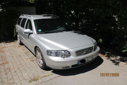 Volvo V70 335.000 km 1.650 &euro; Poing 85586