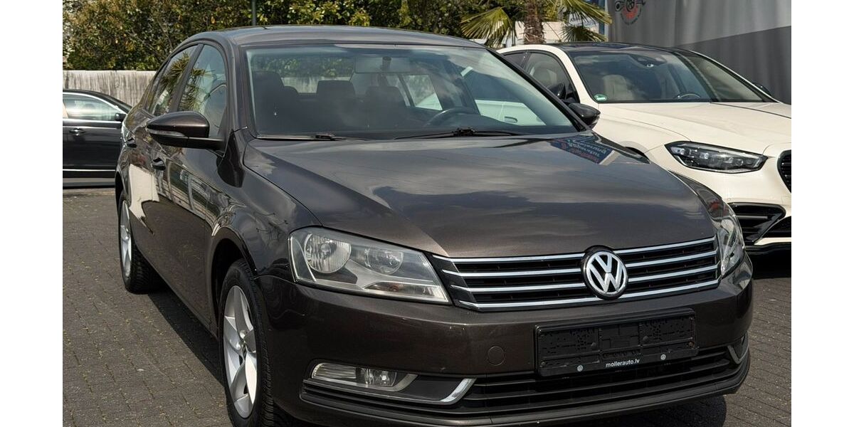 VW Passat 167.839 km 6.500 &euro; Düsseldorf 40627