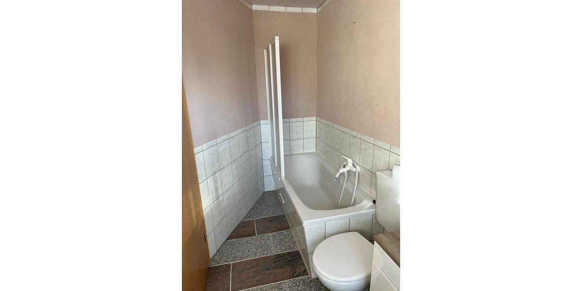 Erdgeschoßwohnung Schneeberg - 2 Zimmer, 44 m&sup2;, 250&euro; | Angebot:26194592