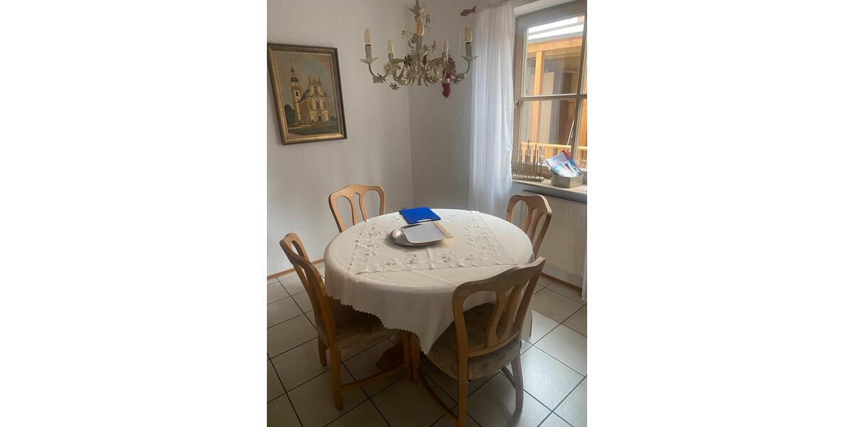 Doppelhaushälfte Karlstadt - 8 Zimmer, 170 m&sup2;, 470.000&euro; | Angebot:23497427