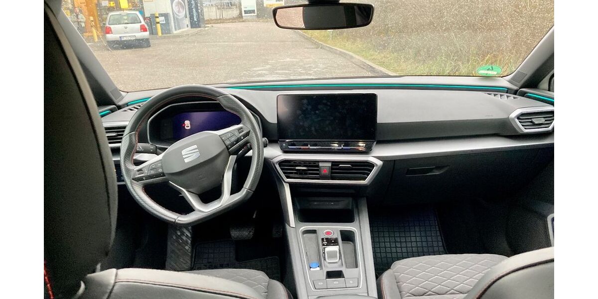 Seat Leon 37.400 km 19.800 &euro; Mühlacker 75417