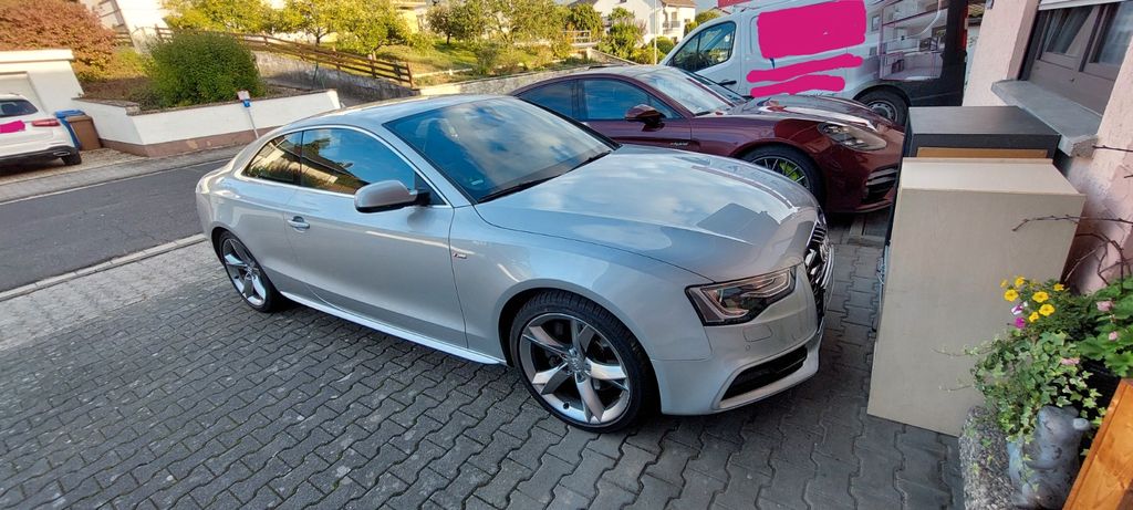 Audi A5 77.900 km 19.950 &euro; Troisdorf 53840