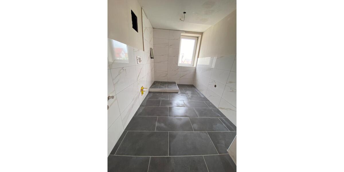 Doppelhaushälfte Bad Salzdetfurth - 6 Zimmer, 140 m&sup2;, 169.000&euro; | Angebot:26863452