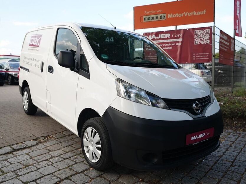NV200