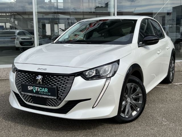 Peugeot 208 20.434 km 19.490 € Offenburg 77654