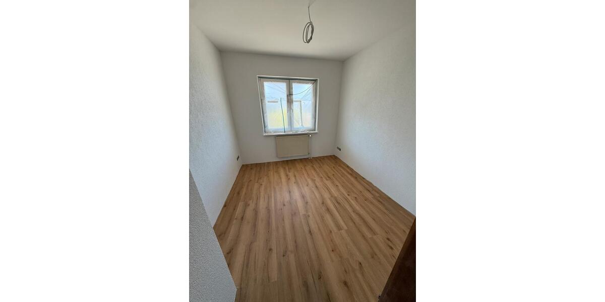 Doppelhaushälfte Heusweiler - 6 Zimmer, 182 m&sup2;, 358.800&euro; | Angebot:27271643