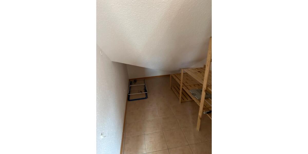 Dachgeschoßwohnung Grafschaft - 3 Zimmer, 74 m&sup2;, 1.200&euro; | Angebot:26055741