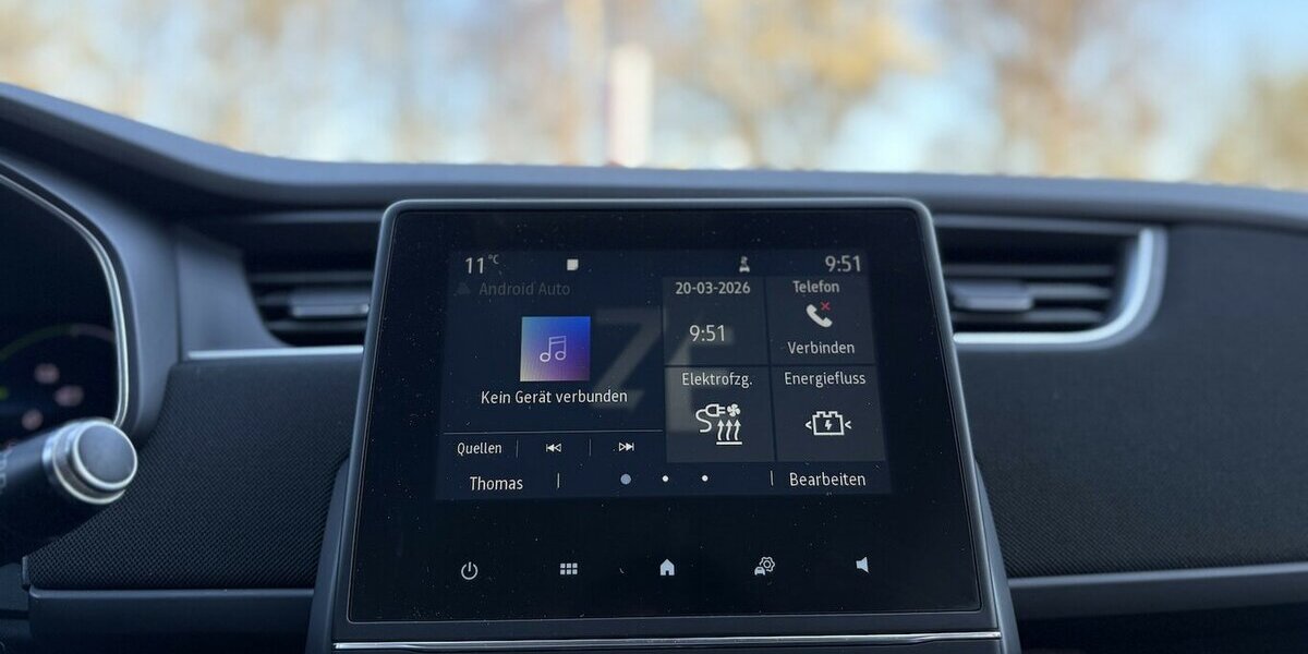 Renault ZOE Life WINTERPAKET/DAB/KLIMA/KEYLESS/SHZ/V+C 94.757 km 11.900 &euro; Villingen-Schwenningen 78054