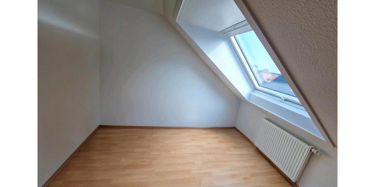 Dachgeschoßwohnung Ganderkesee - 3.5 Zimmer, 63 m&sup2;, 800&euro; | Angebot:25968344
