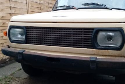 Wartburg 353 90.000 km 2.500 &euro; Cottbus 03042