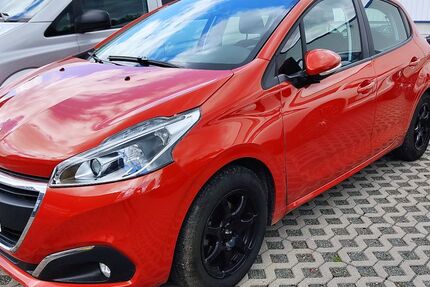 Peugeot 208 20.850 km 9.990 &euro; Chemnitz 09116