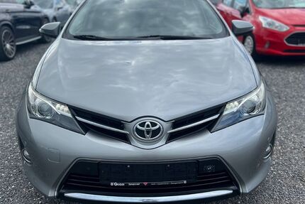 Toyota Auris 130.672 km 8.900 &euro; Nürnberg, Mittelfranken - Wetzendorf 90425