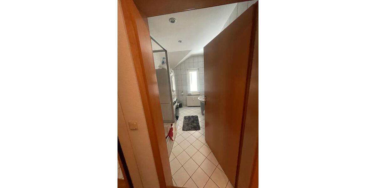 Dachgeschoßwohnung Meiningen - 2 Zimmer, 46 m&sup2;, 465&euro; | Angebot:26337116