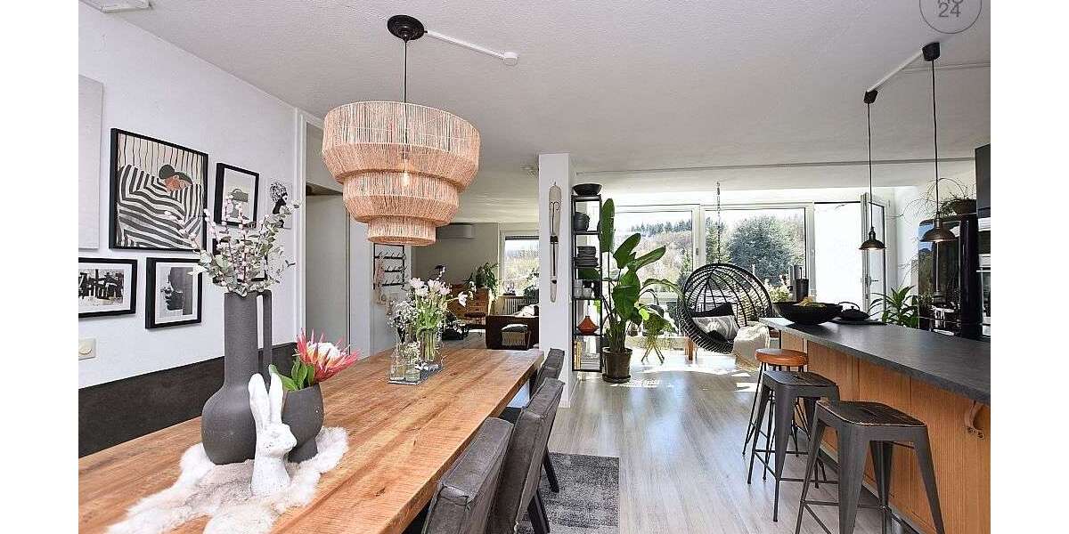 Einfamilienhaus Winnenden - 4 Zimmer, 112 m&sup2;, 2.590&euro; | Angebot:26297591