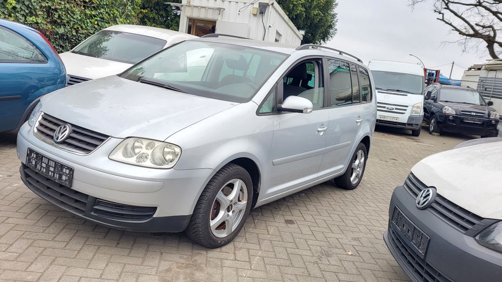 VW Touran 175.000 km 1.495 &euro; Hamburg 20539
