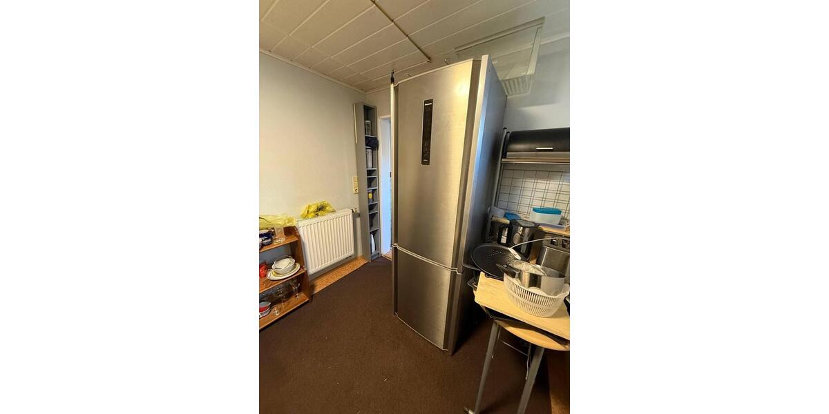 Großes Einfamilienhaus mit Grundstück – 200 m² – ab sofort frei 7 zimmer