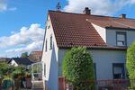Gepflegtes Wohnhaus in ruhiger Hanglage mit Garagen u. Stellplatz zimmer