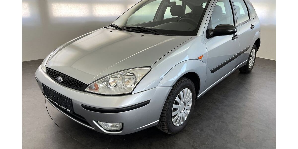 Ford Focus 104.000 km 4.490 &euro; Metzingen 72555