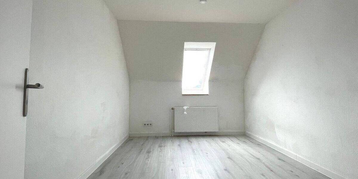 Etagenwohnung Oldendorf - 4 Zimmer, 76 m&sup2;, 852&euro; | Angebot:26488072