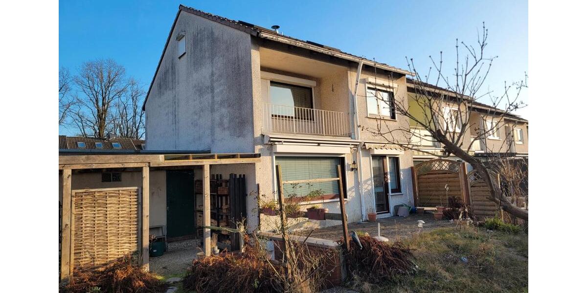 Reihenhaus Norderstedt Glashütte - 6 Zimmer, 150 m&sup2;, 400.000&euro; | Angebot:27290328