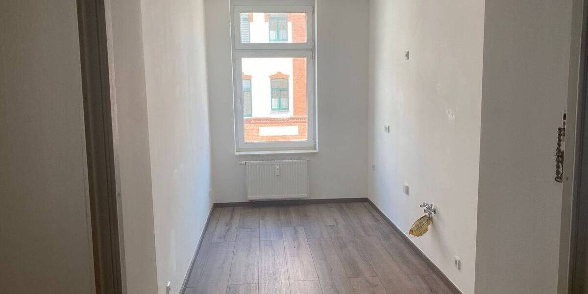 Zimmer Halle (Saale) Innenstadt - 1 Zimmer, 36 m&sup2;, 310&euro; | Angebot:26376800