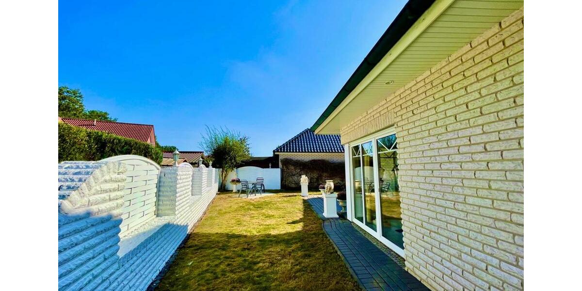 Einfamilienhaus Cloppenburg - 6 Zimmer, 219 m&sup2;, 1.800&euro; | Angebot:25935012