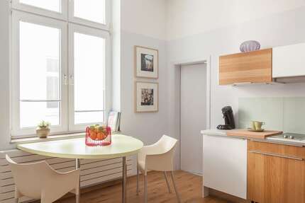 Zimmer Köln Innenstadt - 1 Zimmer, 1.670&euro; | Angebot:26845123