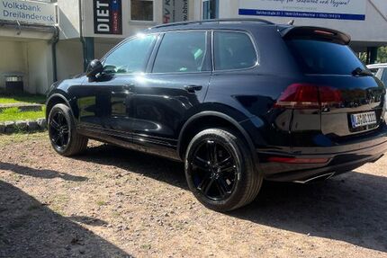 VW Touareg 205.000 km 18.000 &euro; Hausen im Wiesental 79688