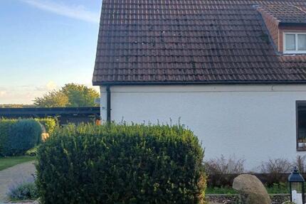 Nachmieter für DHH in Altenhof, Teich, Garten, Partyraum zimmer