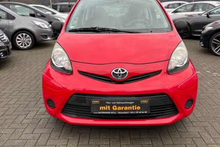 Toyota Aygo (X) 110.000 km 4.999 &euro; Bonn 53179