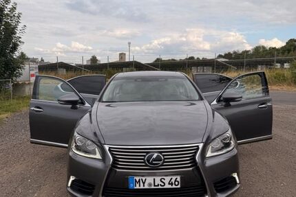 Lexus LS 460 114.000 km 43.000 &euro; Weißenthurm 56575