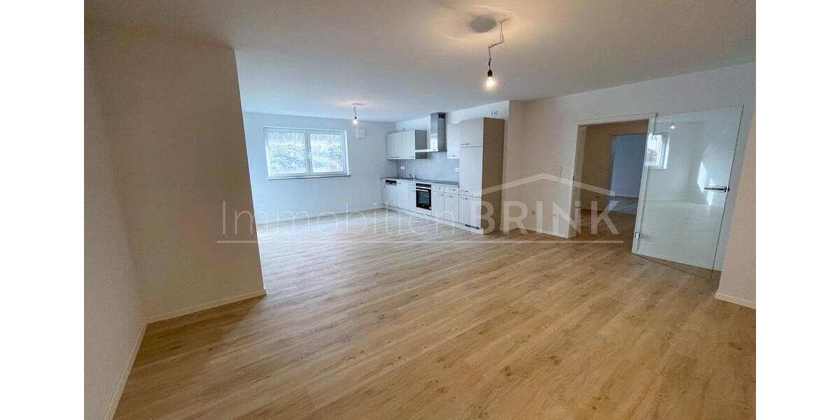 Etagenwohnung Markt Erlbach - 2 Zimmer, 86 m&sup2;, 750&euro; | Angebot:26252408
