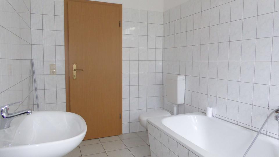 Etagenwohnung Annaberg-Buchholz Buchholz - 3 Zimmer, 74 m&sup2;, 410&euro; | Angebot:26098096
