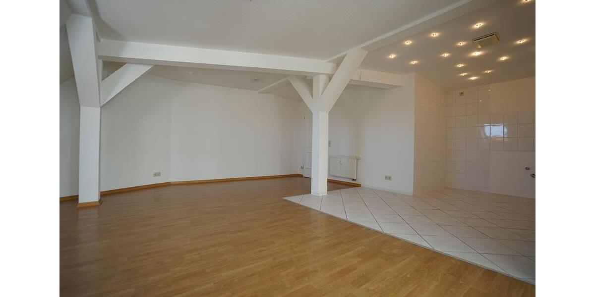 Dachgeschoßwohnung Dresden Cotta - 3 Zimmer, 80 m&sup2;, 1.099&euro; | Angebot:26382767