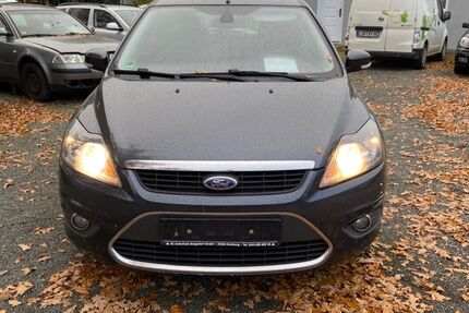 Ford Focus 212.000 km 1.999 € Bandenitz 19230