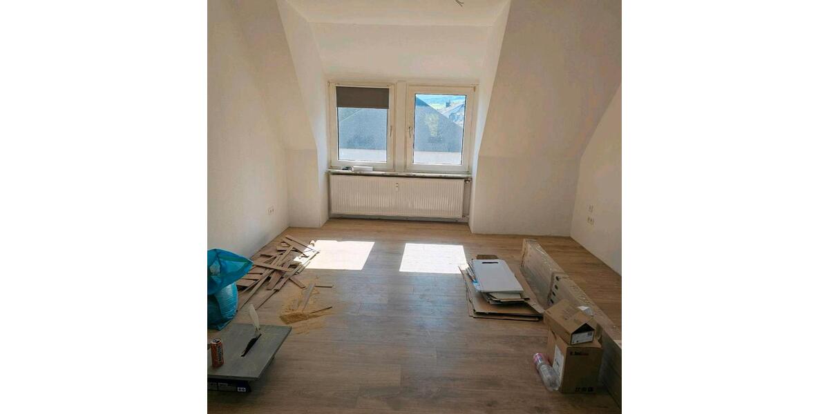 Dachgeschoßwohnung Heringen (Werra) - 4 Zimmer, 84 m&sup2;, 750&euro; | Angebot:26406726