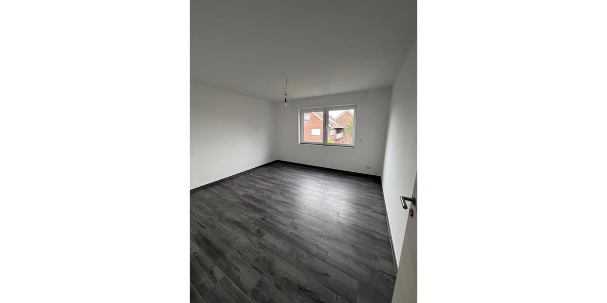 Etagenwohnung Werther (Westfahlen) - 3 Zimmer, 100 m&sup2;, 1.250&euro; | Angebot:26355284